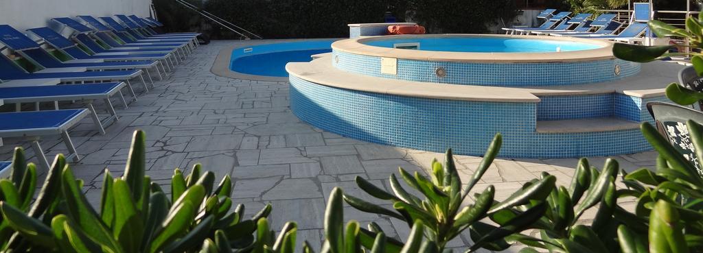 Hotel Eco Del Mare Marina di Massa Eksteriør bilde