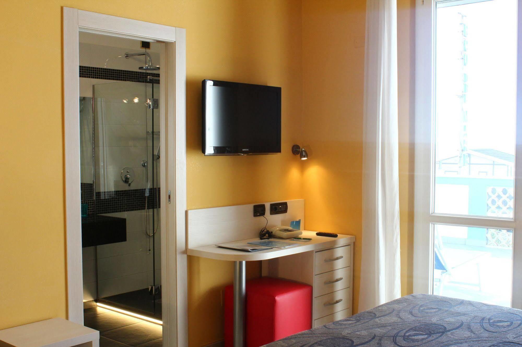 Hotel Eco Del Mare Marina di Massa Eksteriør bilde